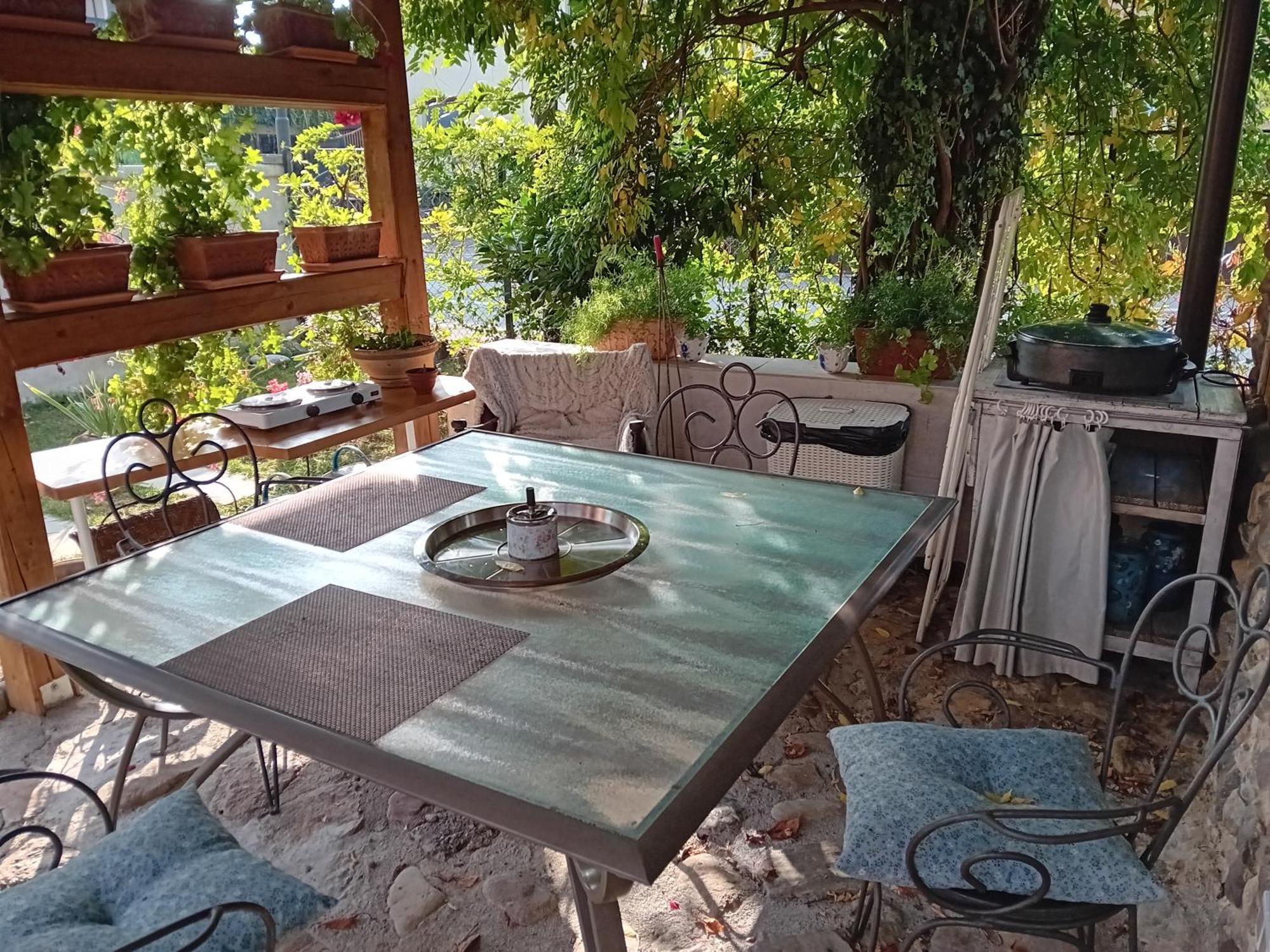 Rose Room 40M2 With Terrace 25M2 In Greeny Area For 4 Person Lublaň Exteriér fotografie